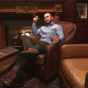 Meet your Posher, Chris